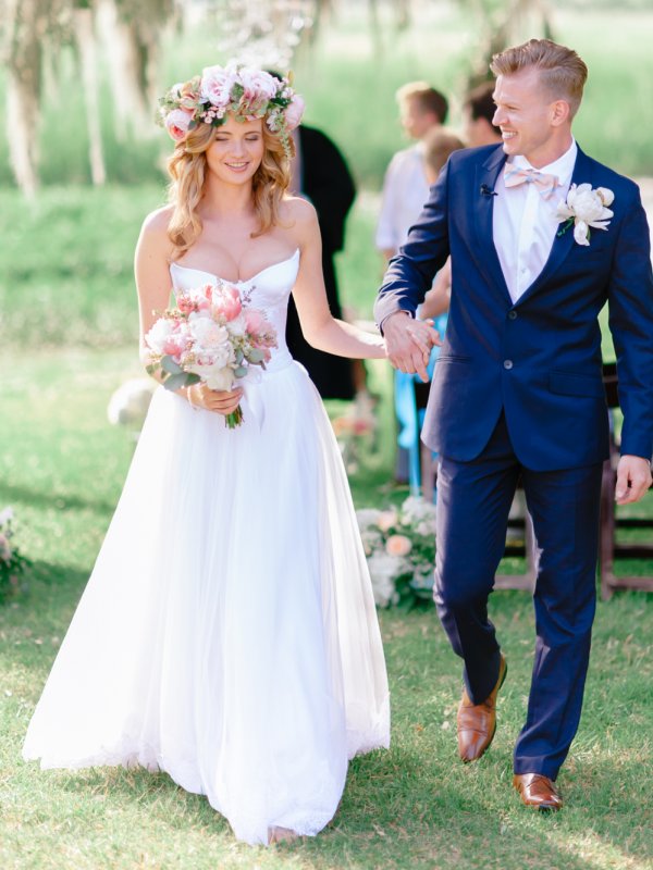 Vintage Dream: Polina & Robertas in Pawley Vintage Dream: Polina & Robertas in Pawley