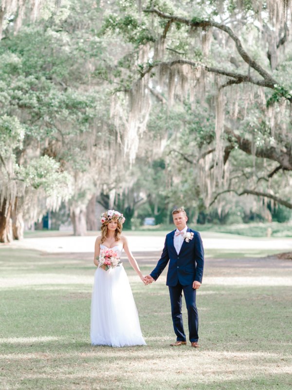 Vintage Dream: Polina & Robertas in Pawley Vintage Dream: Polina & Robertas in Pawley