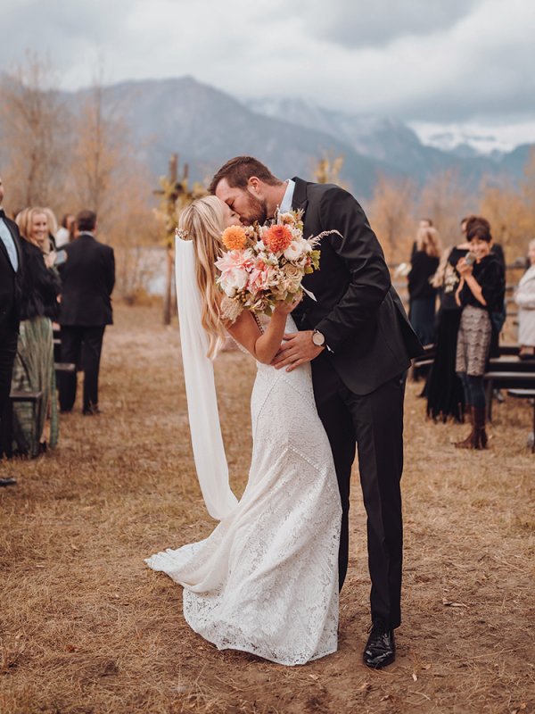 Happy Trails: Shannon & Austin in Jackson Hole, WY Happy Trails: Shannon & Austin in Jackson Hole, WY