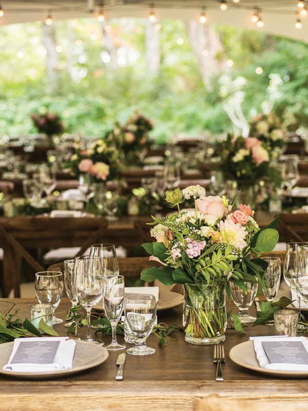 Outdoor Wedding Table Setting outdoor wedding table setting
