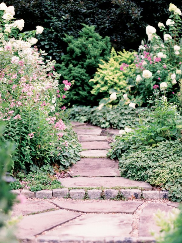 garden walkway