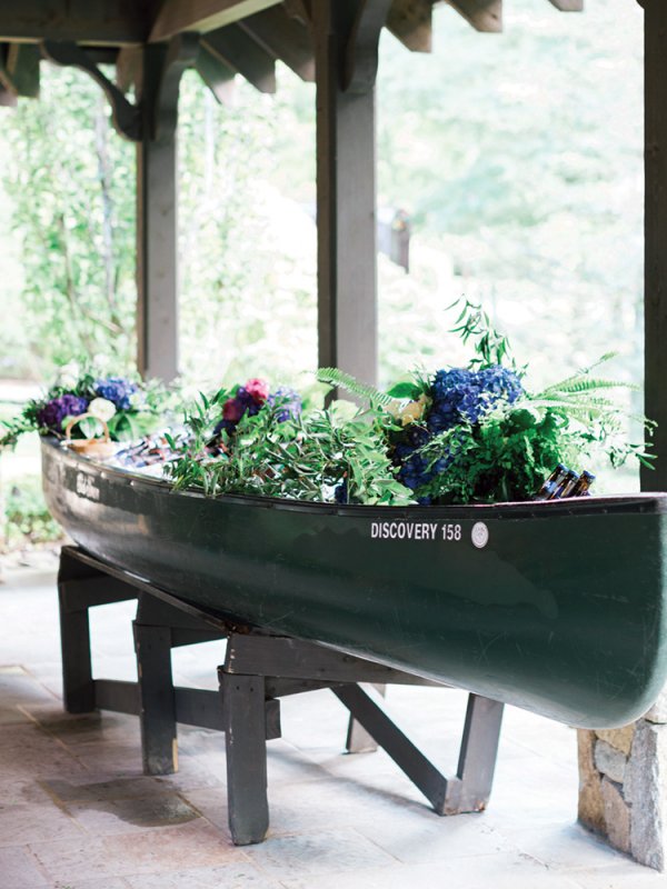 Wedding Flowers in Canoe wedding flowers in canoe