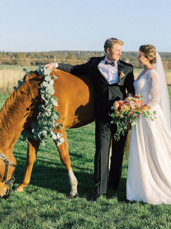 Oregon Trail: Brandice & Ransom in Tumalo, OR Oregon Trail: Brandice & Ransom in Tumalo, OR