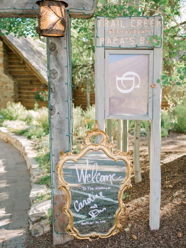 Reception Mountain Love Signs