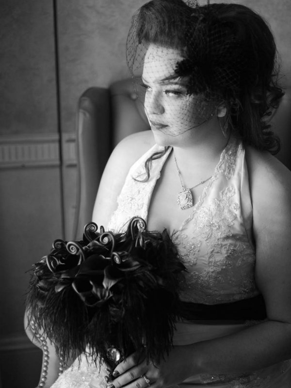 Quirky Halloween Wedding: Patricia and Thomas Quirky Halloween Wedding: Patricia and Thomas