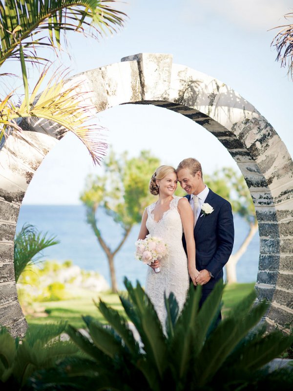 A Shore Thing: Kylie & Adam in Southampton, Bermuda A Shore Thing: Kylie & Adam in Southampton, Bermuda