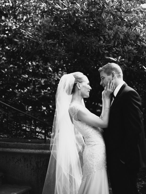 Gatsby Glamour: Elizabeth & Jeremy in Oakdale, NY Gatsby Glamour: Elizabeth & Jeremy in Oakdale, NY