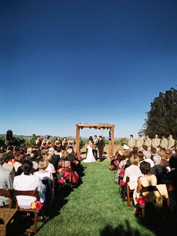 Garden Magic: Ali & David in Sonoma, CA Garden Magic: Ali & David in Sonoma, CA