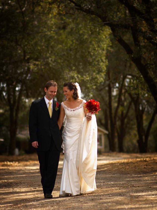 A Sonoma Celebration: Ann & Jarrod in Glen Ellen, CA A Sonoma Celebration: Ann & Jarrod in Glen Ellen, CA