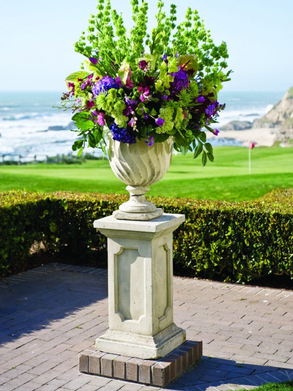 Putting on the Ritz: Jessica & Amir in Half Moon Bay, CA Putting on the Ritz: Jessica & Amir in Half Moon Bay, CA