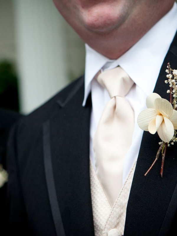Whimsical DIY Wedding: Kimberly & Raymond in North Haledon, NJ Whimsical DIY Wedding: Kimberly & Raymond in North Haledon, NJ