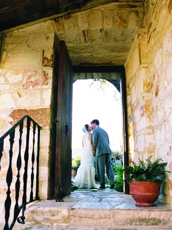 Sunny Day: Kristen & Brad in Carmel Valley, CA Sunny Day: Kristen & Brad in Carmel Valley, CA