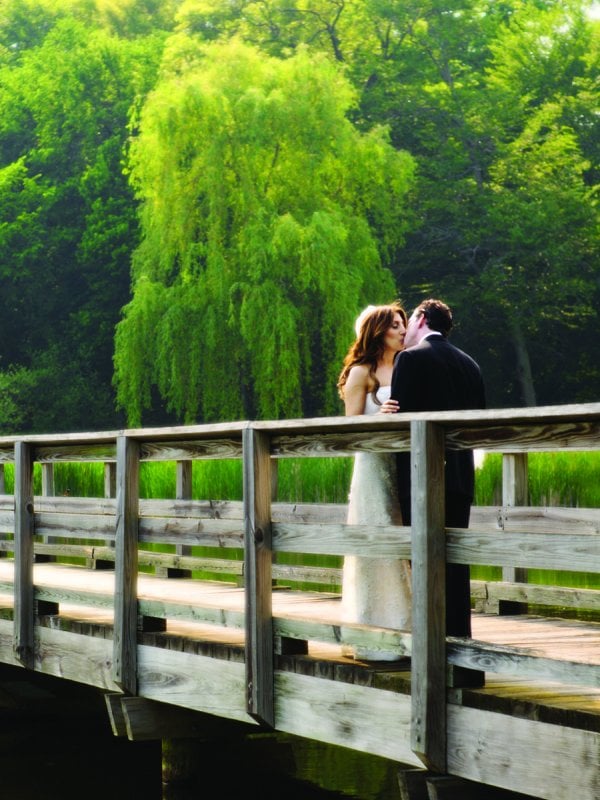 Green Scene: Jennifer & Steven in Rye Brook, NY Green Scene: Jennifer & Steven in Rye Brook, NY