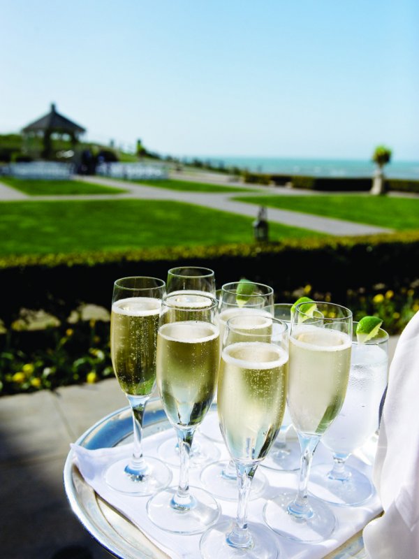 Putting on the Ritz: Jessica & Amir in Half Moon Bay, CA Putting on the Ritz: Jessica & Amir in Half Moon Bay, CA