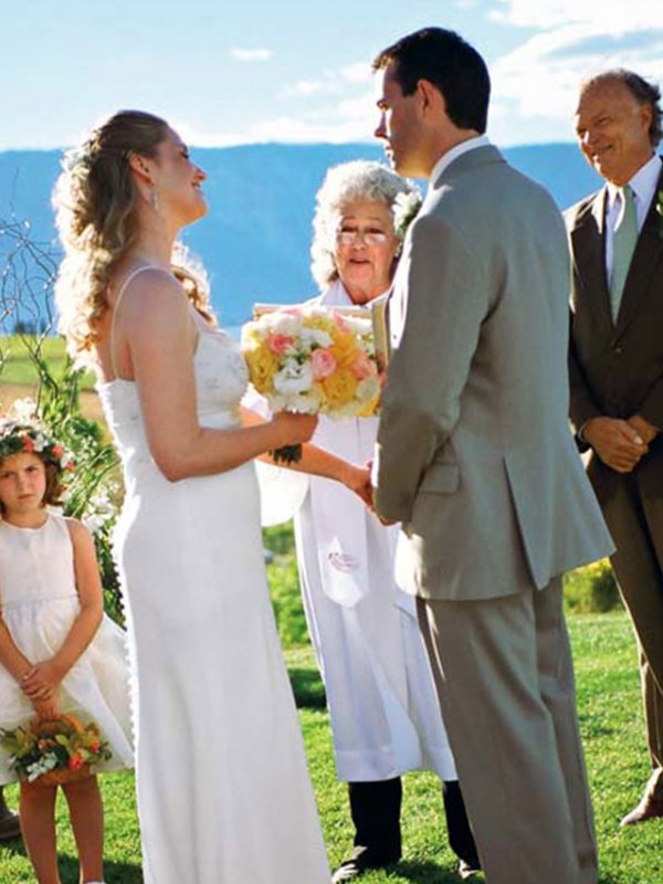 Vineyard Vows: Sarah & Chris in Lake Chelan, WA Vineyard Vows: Sarah & Chris in Lake Chelan, WA