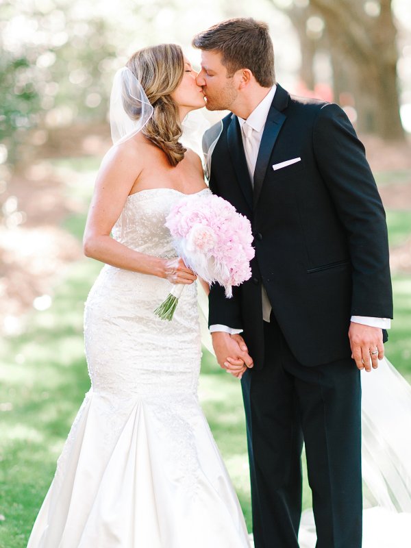 Pretty in Pink: Taylor & Peter in Georgetown, SC Pretty in Pink: Taylor & Peter in Georgetown, SC