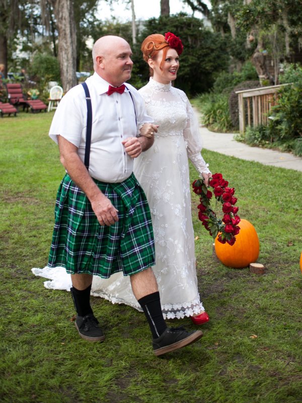 Scary Halloween Wedding: Erin & Eric in Myrtle Beach, SC Scary Halloween Wedding: Erin & Eric in Myrtle Beach, SC