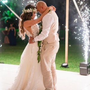 sparkler fountain wedding dance floor