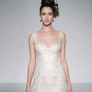 65 Stunning High Neck Wedding Gowns Bridalguide Stunning Wedding Gowns With A Scoop Neckline