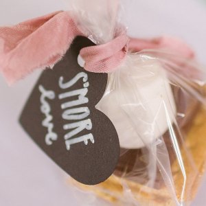 12 Edible Wedding Favors Your Guests Will Love Bridalguide