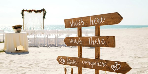 summer beach wedding
